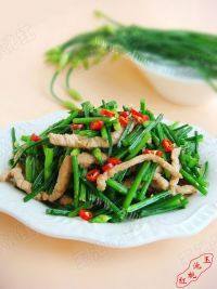 最爱的韭菜苔炒肉丝