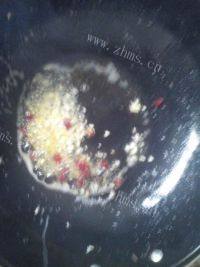 下酒菜炒蚕豆做法图解3)