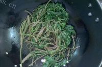 酸辣开胃蒜蓉珍珠菜做法图解5)