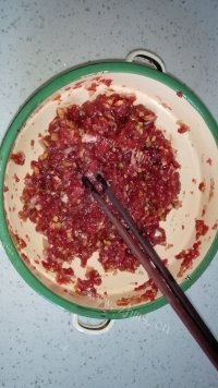 家常牛肉饼做法图解3)