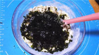 自制海苔芝麻阿拉棒做法图解8)
