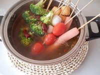 美味的麻辣烫串串锅做法图解8)