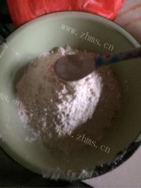 好吃的菠菜汁水饺做法图解2)