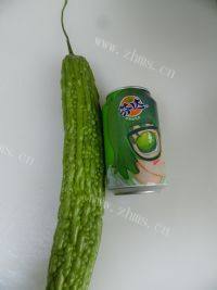 美味的芬达浸苦瓜做法图解1)
