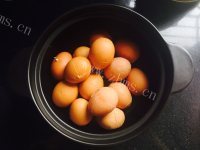 美味的五香茶叶蛋做法图解2)