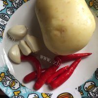 家常菜胡萝卜土豆丝做法图解1)