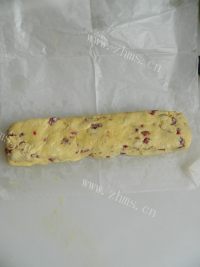 自制蔓越莓饼干做法图解7)