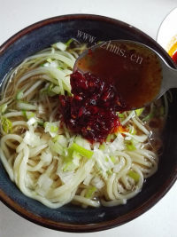 色香味俱全的重庆小面做法图解13)