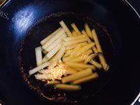 美味的咸蛋黄焗土豆做法图解4)
