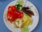 芋头排骨煲做法图解3)