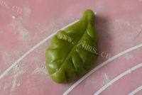 简单的抹茶冰皮月饼做法图解21)