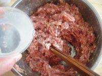 自制榨菜鲜肉月饼做法图解2)