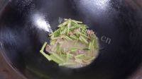 家常菜芹菜炒肉丝做法图解7)