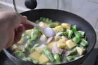 油豆角炖土豆的做法图解八