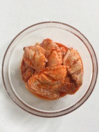 奥尔良烤鸡翅做法图解5)