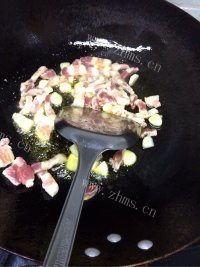 美味的炒面做法图解4)