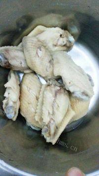 食欲满满的柠香鸡翅做法图解1)