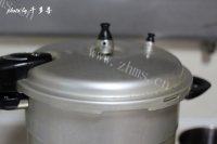 自制土豆烧牛腩做法图解9)