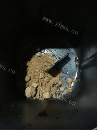 好吃零食美豆儿焦糖瓜子做法图解2)