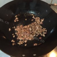 美味的韩式炸酱面做法图解3)