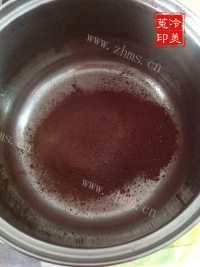 香浓的巧克力酱做法图解3)