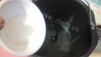 咸甜适中的豆沙包做法图解2)