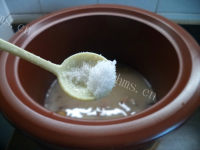 营养红枣花生眉豆猪脚筋汤的做法图解八