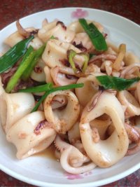 家常菜炒鱿鱼