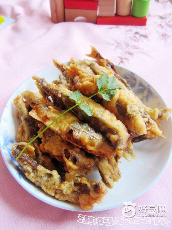 酥炸多春鱼