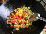 家常菜豆干肉丁炒毛豆