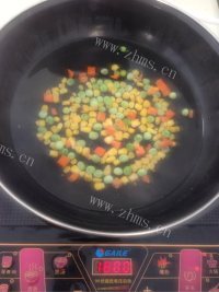 自制培根吐司披萨做法图解1)