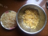 色香味浓的蜂蜜柚子茶做法图解3)