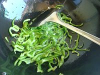 家常菜青椒土豆丝做法图解5)
