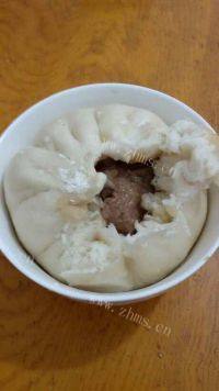 自己做的香菇肉包