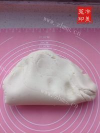 美味健康的土豆枣泥芝麻饼做法图解6)