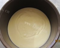 常吃不腻的电饭锅蛋糕做法图解7)