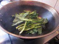 家常菜蚝油菠菜做法图解5)