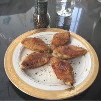美味的盐煎鸡翅