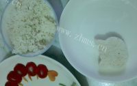 热腾腾的童趣饭团做法图解6)