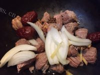爱上土豆炖牛肉做法图解4)