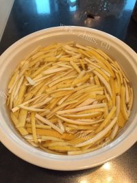 鲜香的蜂蜜柚子茶做法图解2)