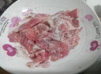 家常菜香辣酸菜肉片做法图解5)