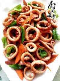 家常菜酱爆鱿鱼圈