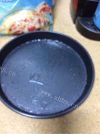 自制火腿披萨做法图解3)
