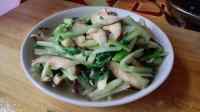 家常菜香菇炒小白菜