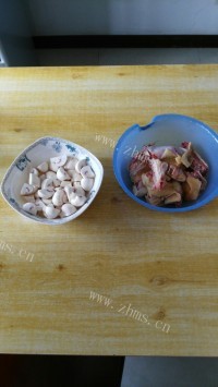 营养爽滑平菇烧仔鸡做法图解1)