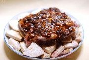 美味的香芋甑鹅做法图解5)