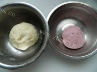 自制小猪豆沙包做法图解6)