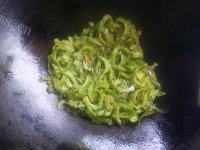 家常菜干煸苦瓜