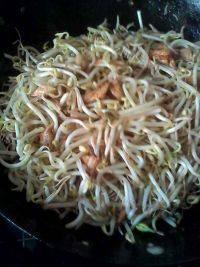 家常菜绿豆芽炒肉丝做法图解5)